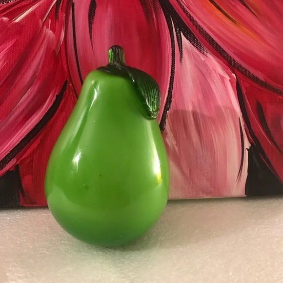 Vintage green glass pear - Picture 1 of 6